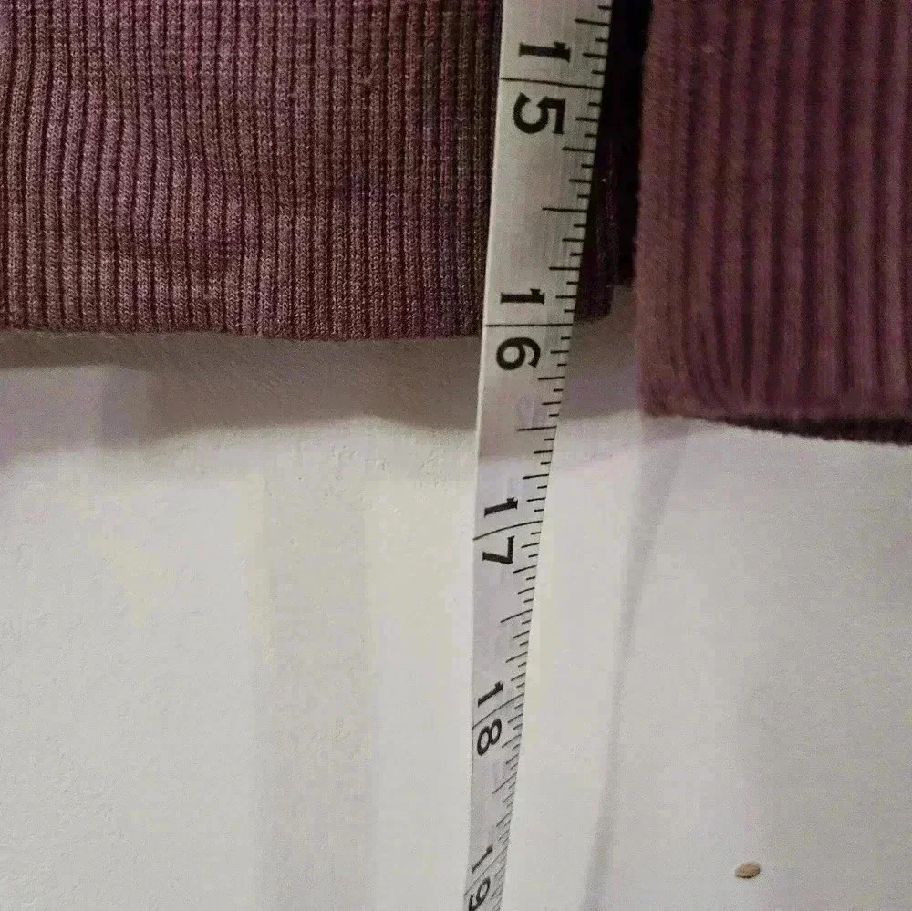 Mauve pink Maurice's sweater!